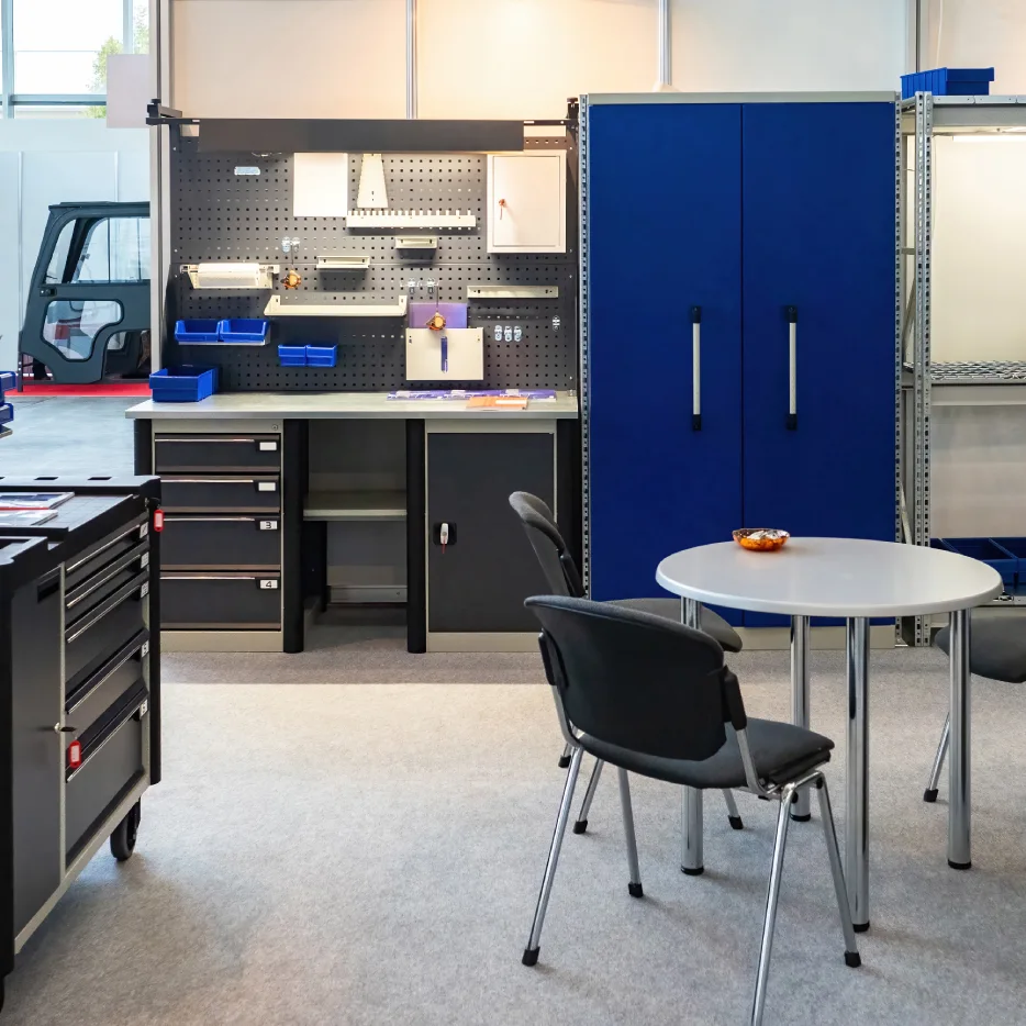 Garage Business Tables