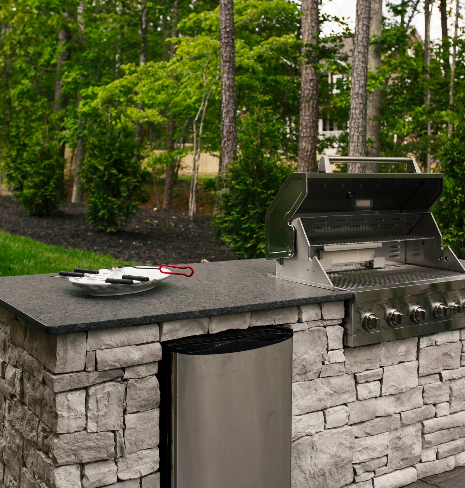 Outdoor Kitchen and Bar Countertops